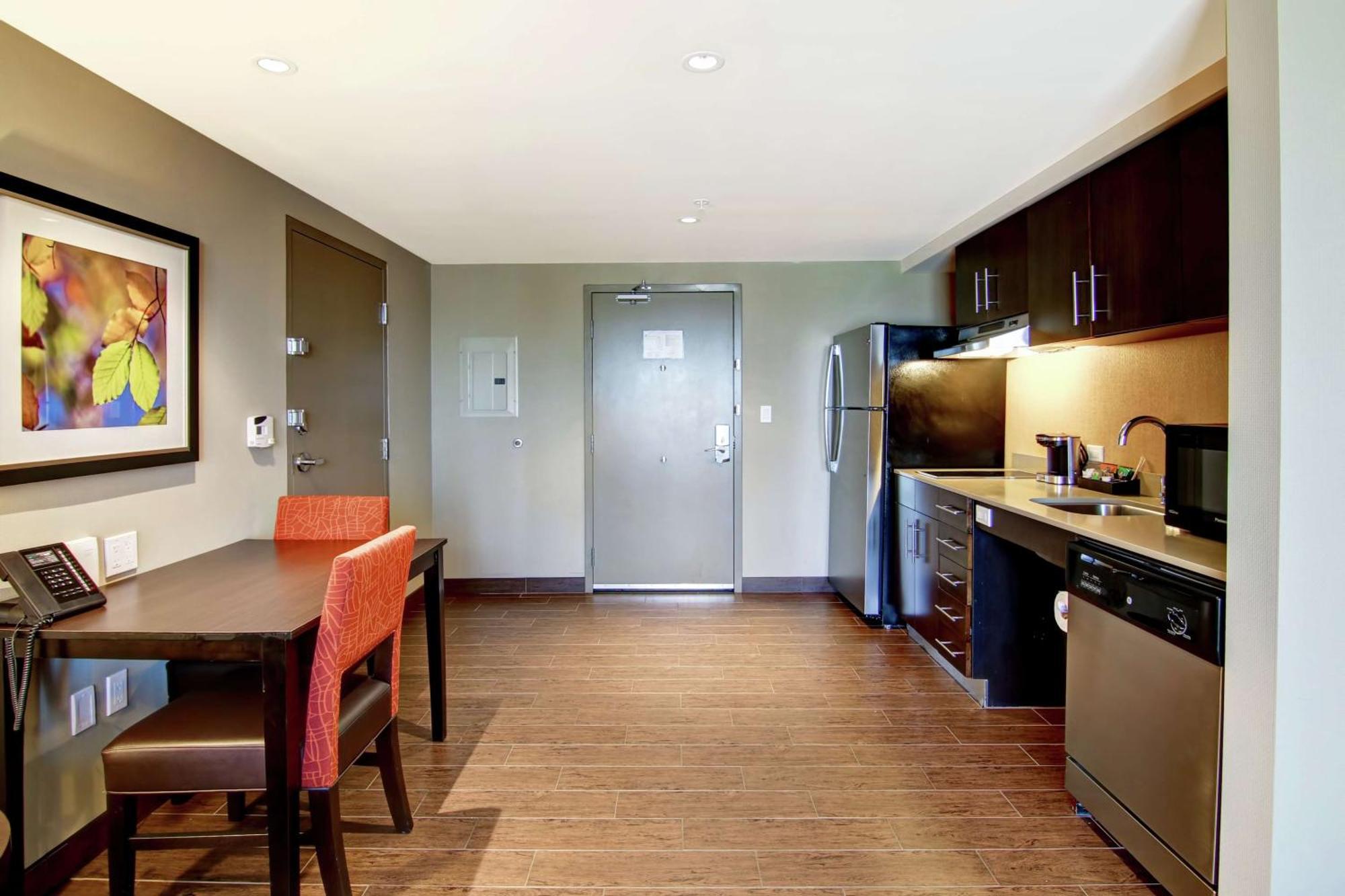 Homewood Suites By Hilton Toronto-Эйджакс Экстерьер фото
